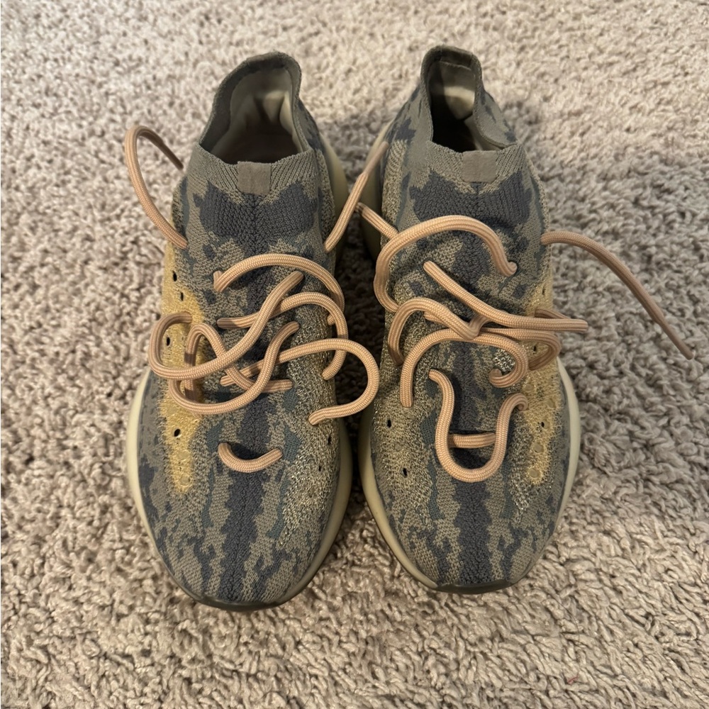 Adidas Yeezy Boost 380